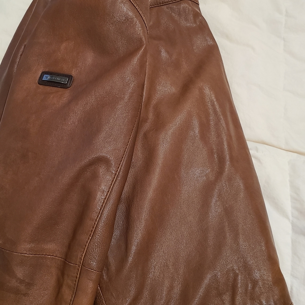 Premium leather jacket - Picture 4 of 5